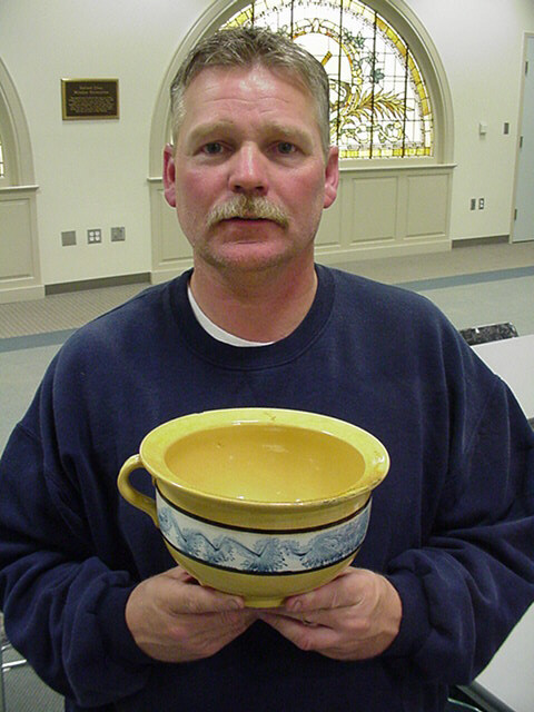 chamberpot.JPG